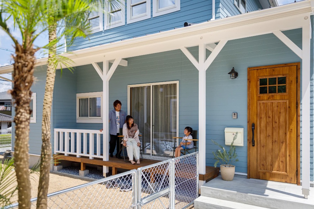ほぼ平屋のカリフォルニアスタイルハウス