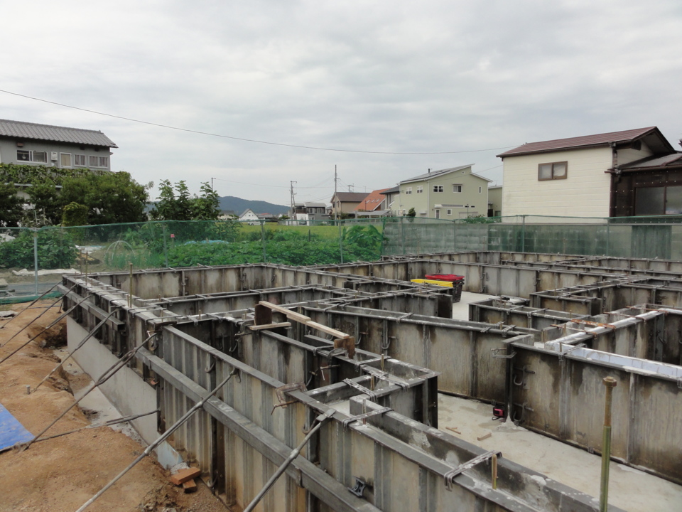 基礎型枠
