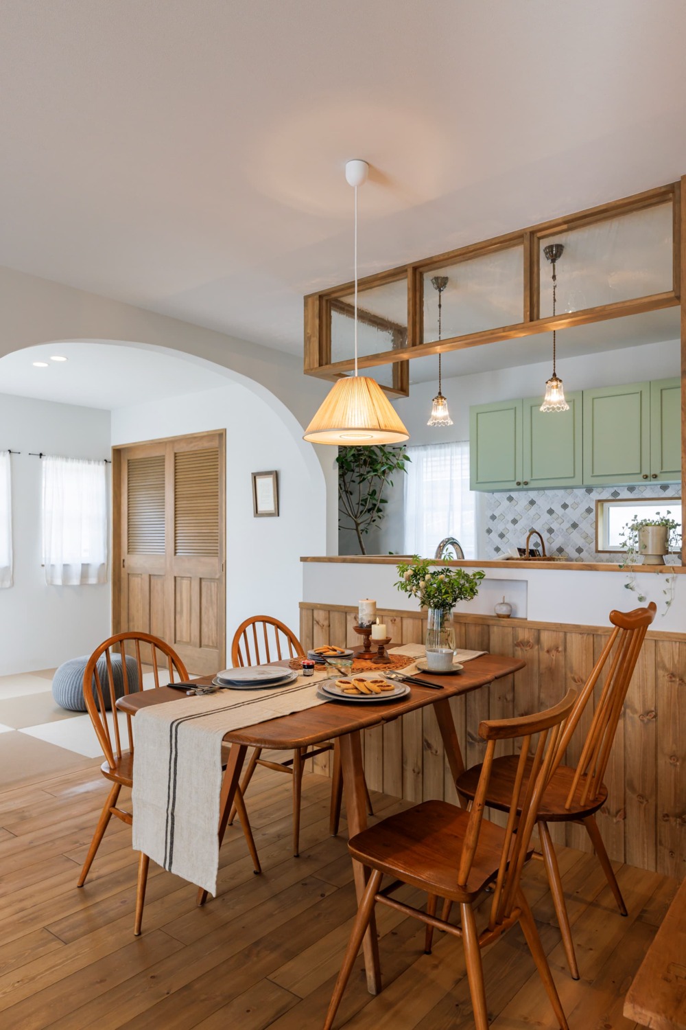 庭からつながるアンティークプロヴァンスの家