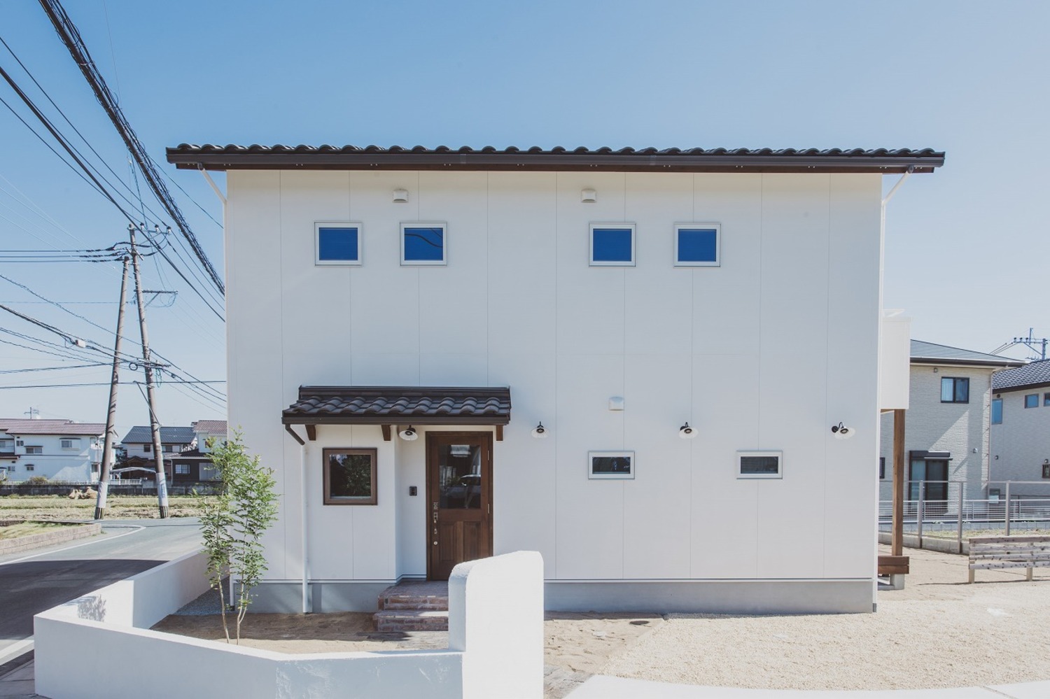 白壁にテラコッタ屋根がかわいいナチュラルなお家 ゼストの写真集 倉敷市 注文住宅 工務店 白壁にテラコッタ屋根がかわいいナチュラルなお家 ゼストの写真集 倉敷市 注文住宅 工務店