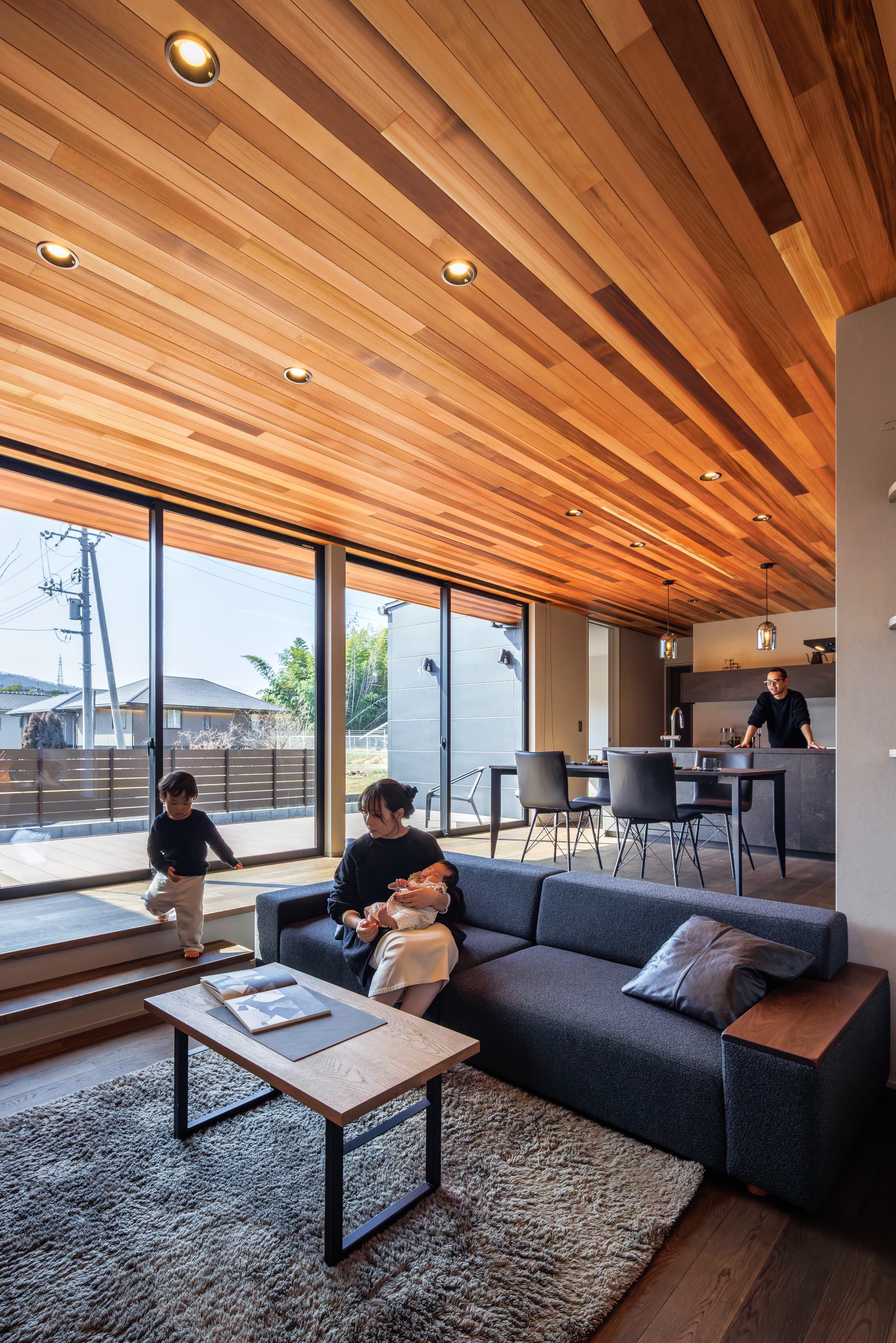 ダウンリビング